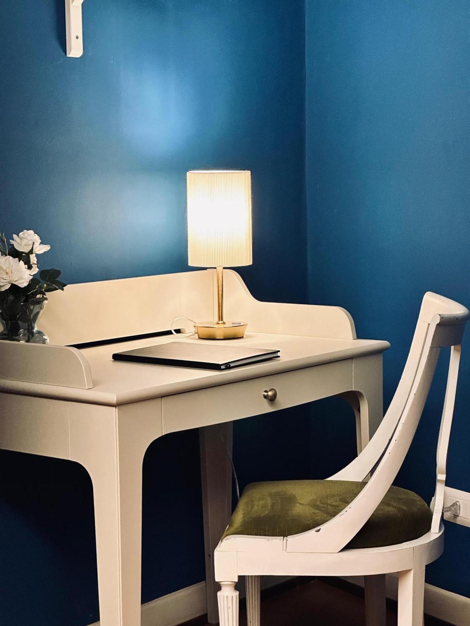 Nerino House, Elegante E Tranquillo Appartamento A 5 Minuti Dal Duomo 米兰 外观 照片
