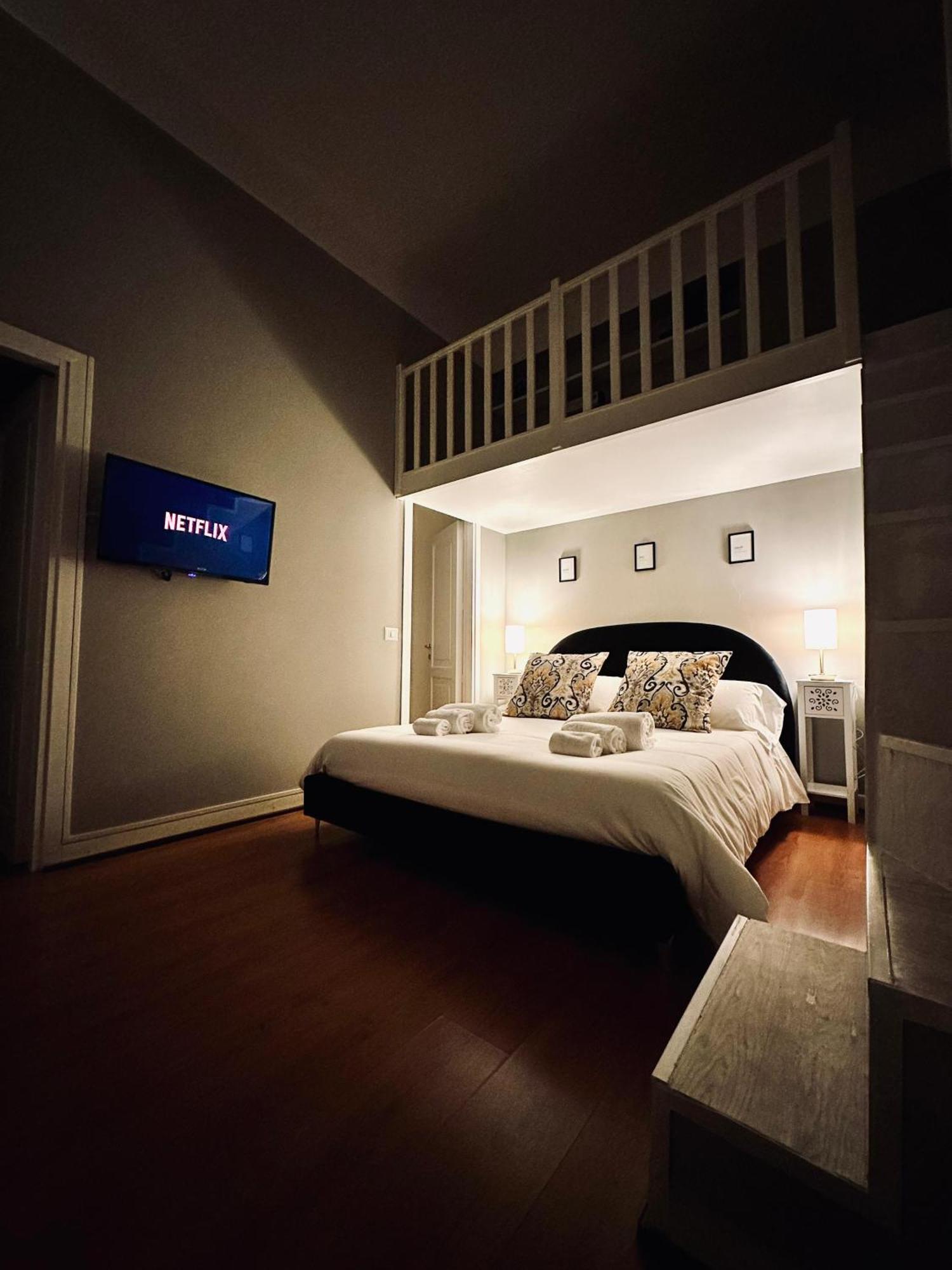Nerino House, Elegante E Tranquillo Appartamento A 5 Minuti Dal Duomo 米兰 外观 照片