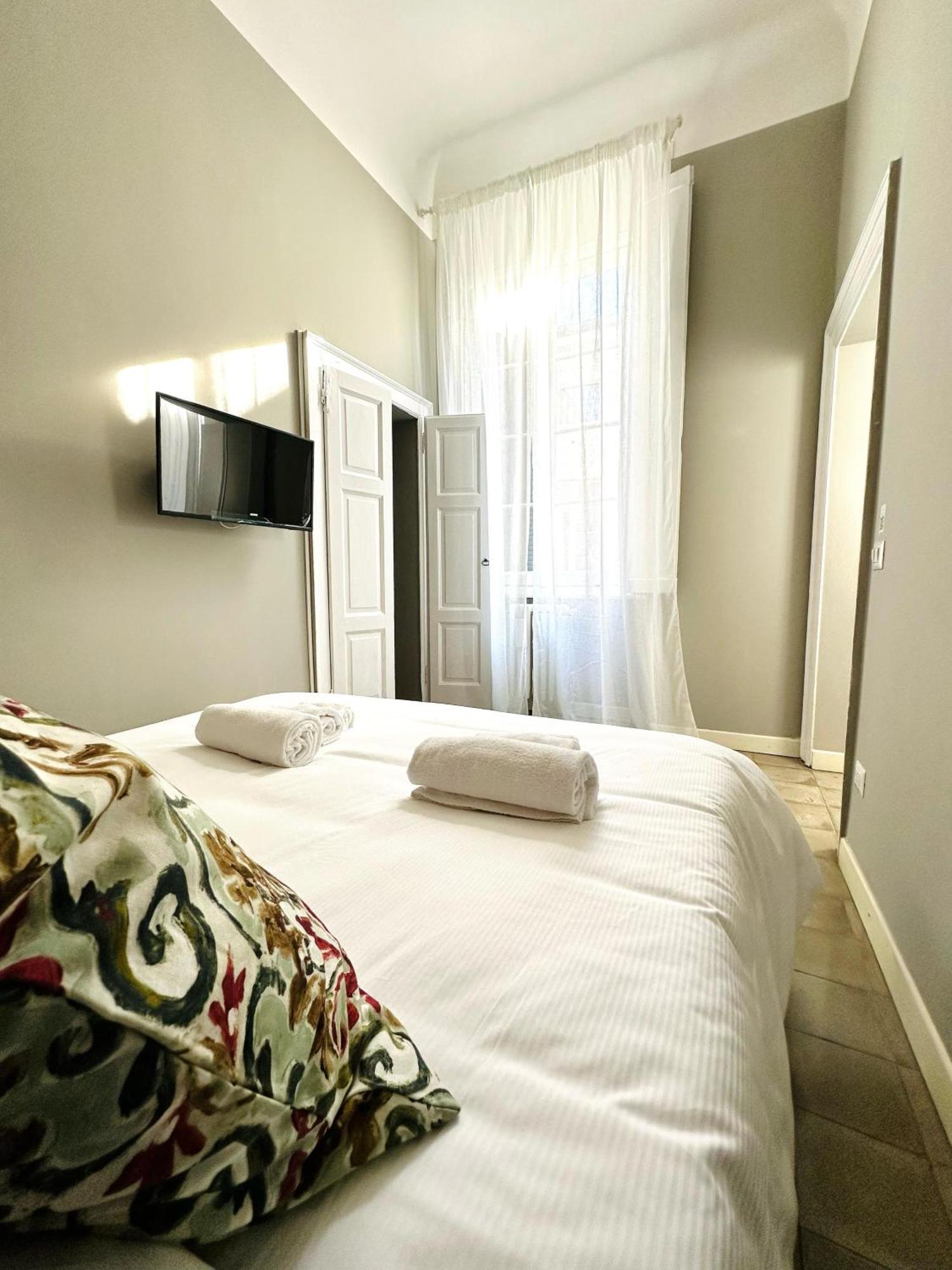 Nerino House, Elegante E Tranquillo Appartamento A 5 Minuti Dal Duomo 米兰 外观 照片