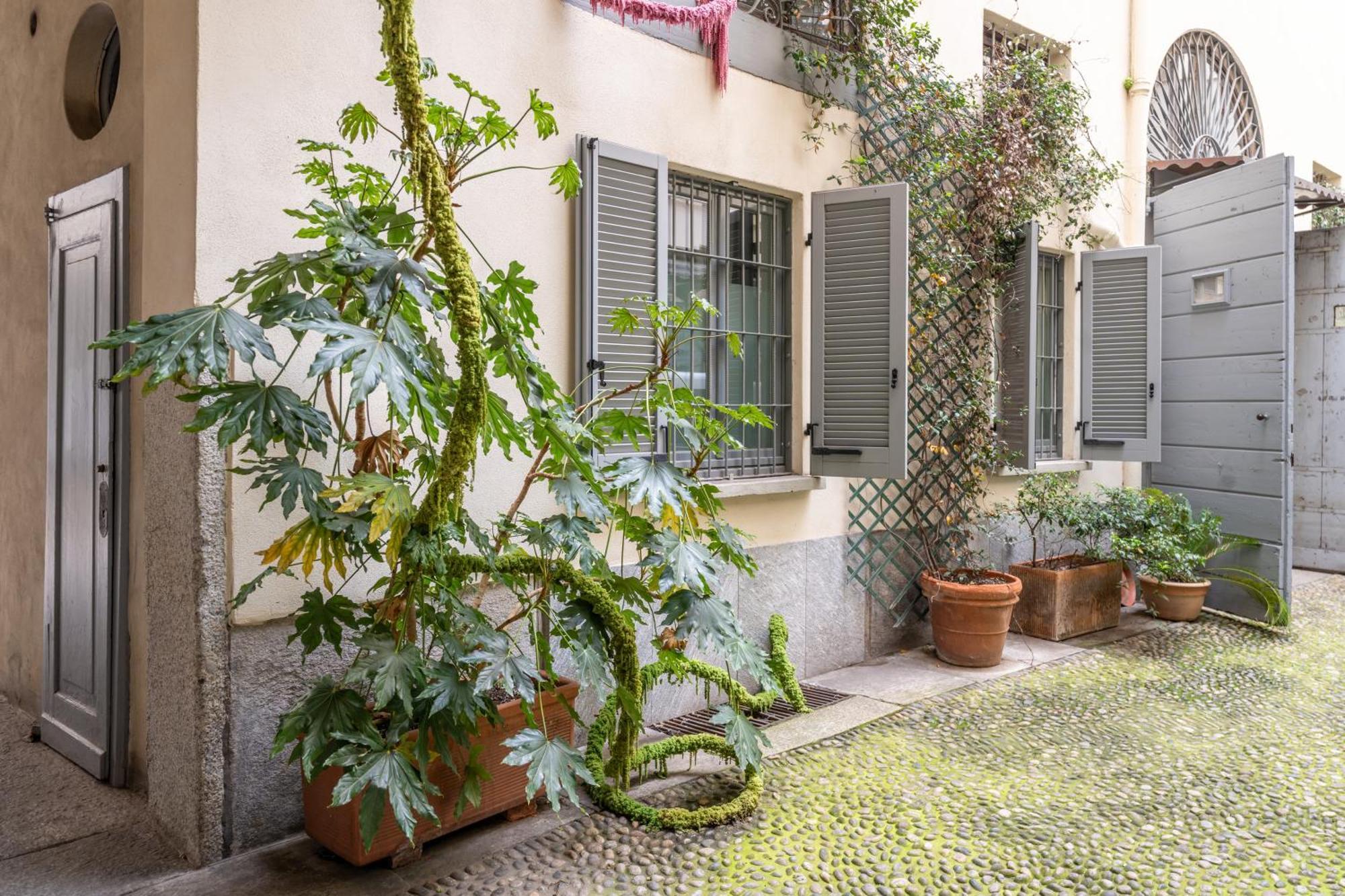 Nerino House, Elegante E Tranquillo Appartamento A 5 Minuti Dal Duomo 米兰 外观 照片