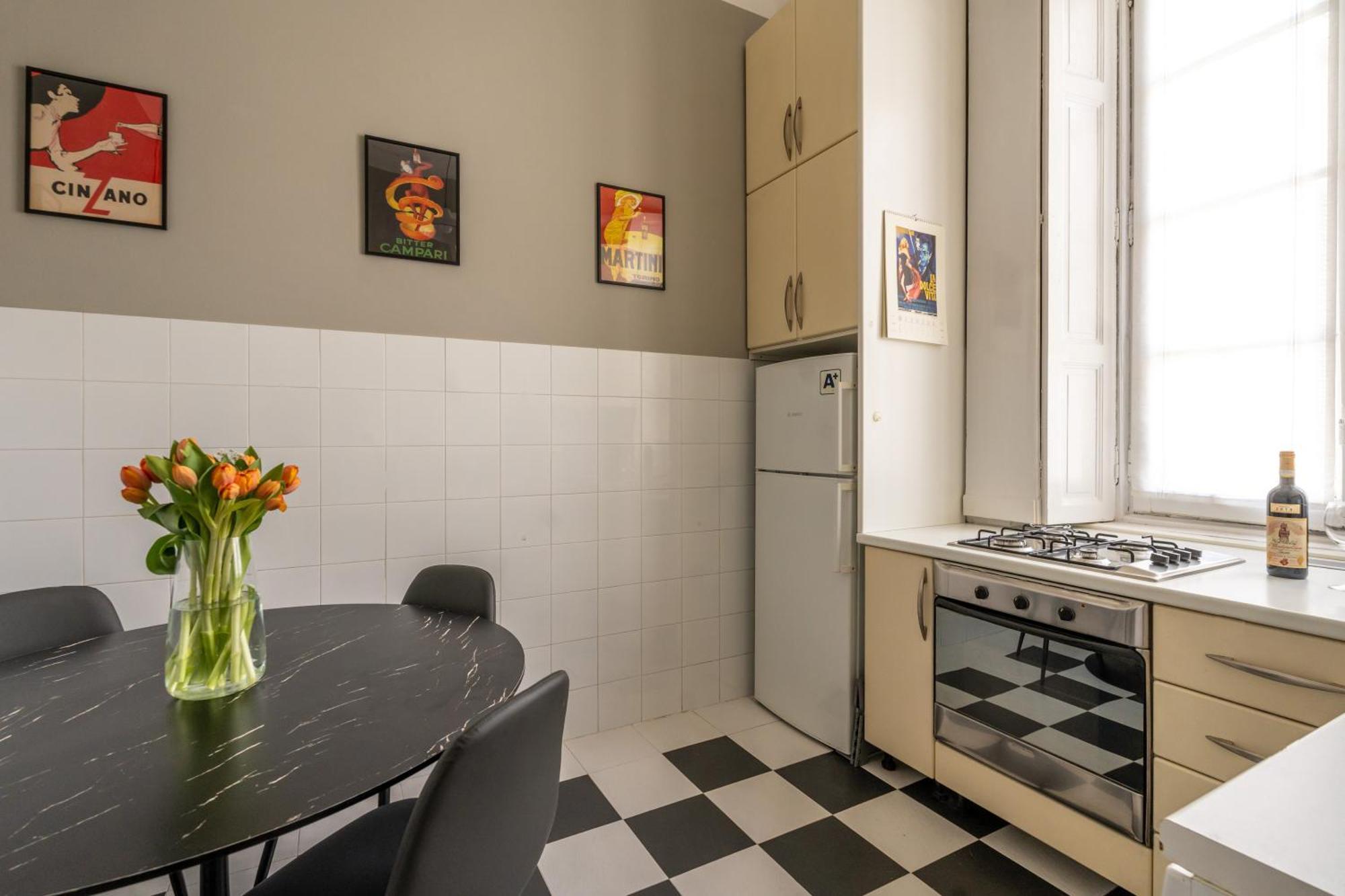 Nerino House, Elegante E Tranquillo Appartamento A 5 Minuti Dal Duomo 米兰 外观 照片
